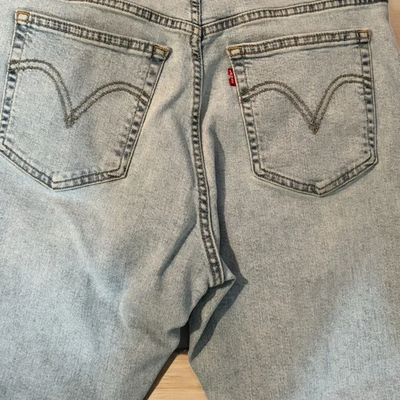 Signature by Levi Strauss Light Blue Straight Leg Jeans - Picture 3 of 4